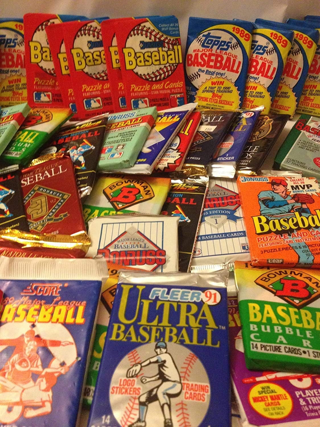 Import HUGE LOT OF 61 OLD UNOPENED BASEBALL CARDS IN PACKS 1990 AND EAR