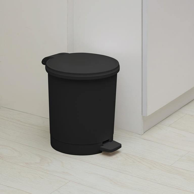 Mainstays Black Plastic Indoor Waste Can with Foot Pedal and