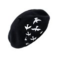 thumbnail image 4 of EeaseMX Boina de lana con bordado de petirrojo, cálida y moderna, gorro de pintor combinable, tocado retro de pintor para mujer (negro), 4 of 8