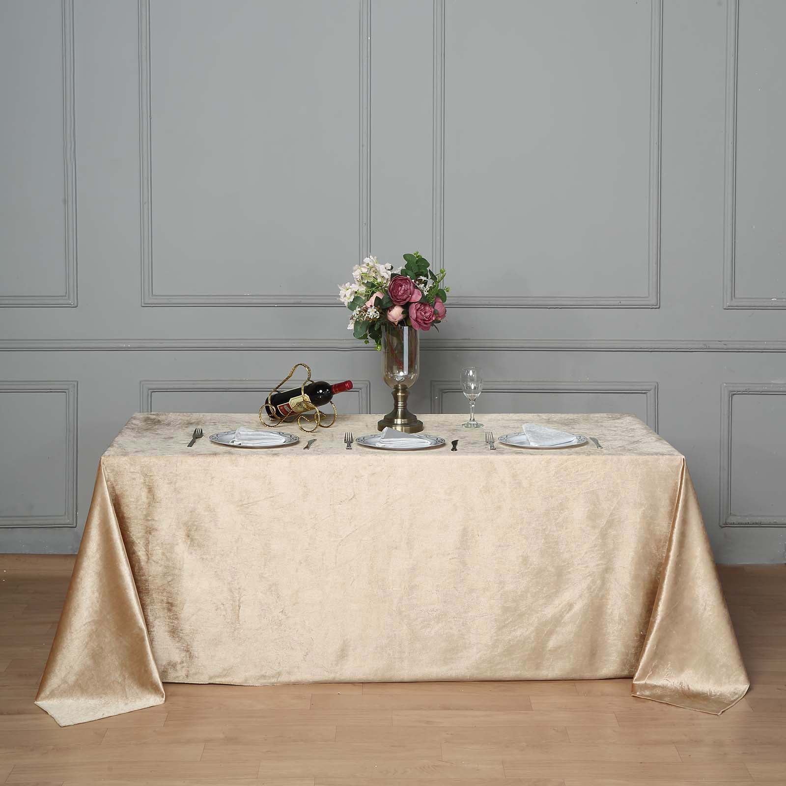 Efavormart Premium Velvet 90" x 132" Rectangle Tablecloth For Wedding