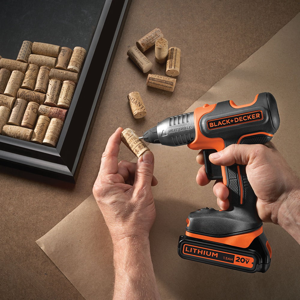 Black and Decker 20V Hot Glue Gun BDCGG20 - First Look - Tools In