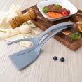 thumbnail image 1 of Espátula de silicona 2 en 1 con agarre y giro, CELNNCOE, para huevos, para hacer panqueques, pescado, tostadas francesas y tortillas, antiadherente, ideal para la cocina del hogar., 1 of 4