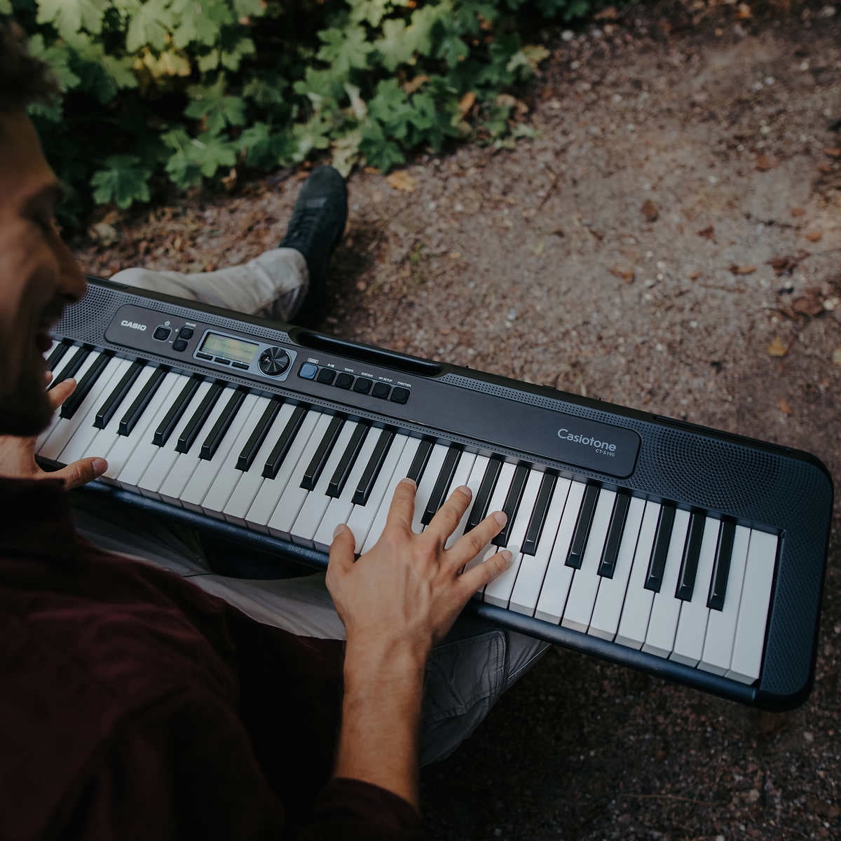 Casio CT-S190 Full Size 61-key Portable Electronic Keyboard Bundle