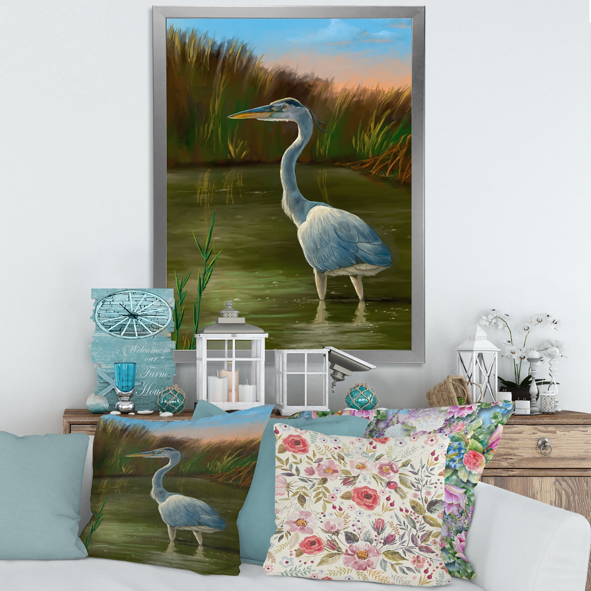 Designart 'Blue Heron Wetland Bird on The Lake Shore' Traditional Framed Art Print