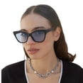 thumbnail image 3 of Lentes de Sol For Arts Sake diseño Crocodile Black II, 3 of 3