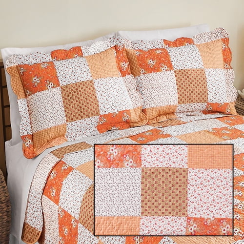 Amber Mini Floral Patchwork Quilt Bedding Coverlet with Scalloped Edges