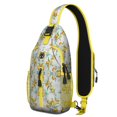 thumbnail image 1 of Sac à Dos à Bandoulière Imprimé Citron Jaune et Floral, Design Fruit d'Été Mignon avec Style Rétro Vintage, Sangle Légère et Réglable, 1 of 5