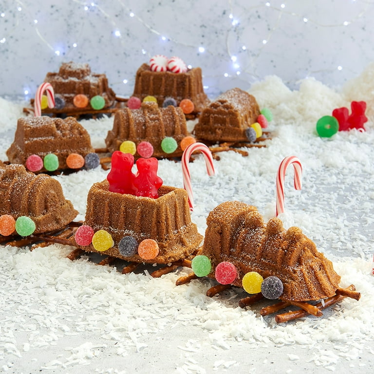 Bundt Cake Candy Cane Cake Pan Gingerbread Cake Christmas Tree