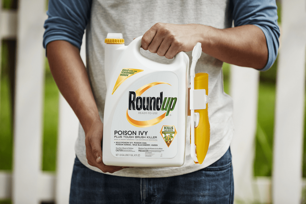 Roundup Ready-To-Use Poison Ivy Plus Tough Brush Killer with Comfort Wand 1.33 gal.