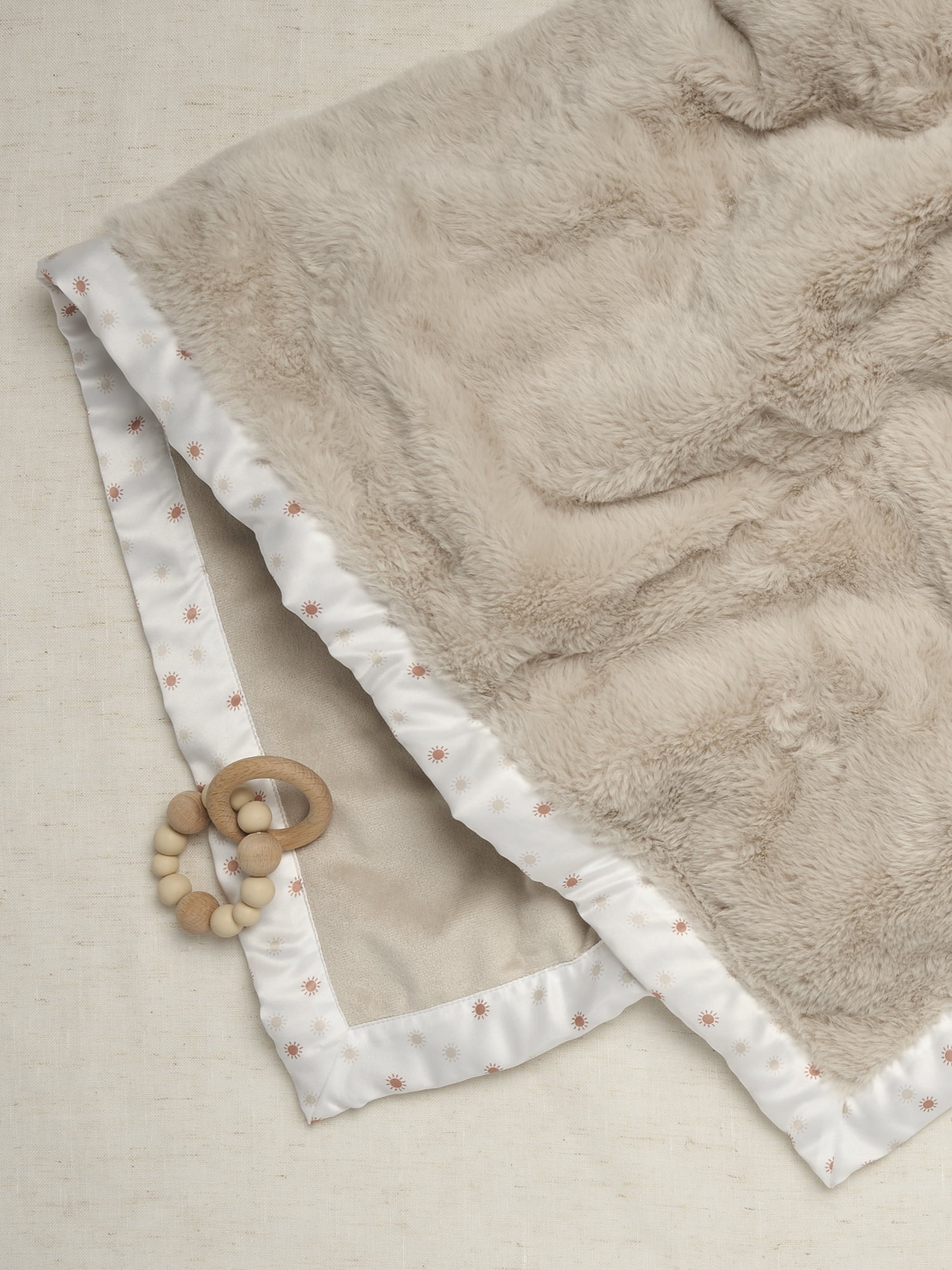 Modern Moments by Gerber Gender Neutral Plush Blanket with Satin Trim, Tan