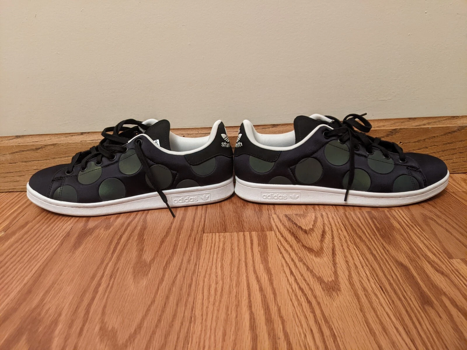 EUC Stan Smith Adidas Black Polka Dot Sneakers Tennis Shoes Mens Size 7 -  Walmart.ca