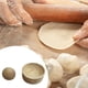 thumbnail image 5 of Prensador de masa para empanadillas, compacto y práctico, para repostería S, 5 of 9