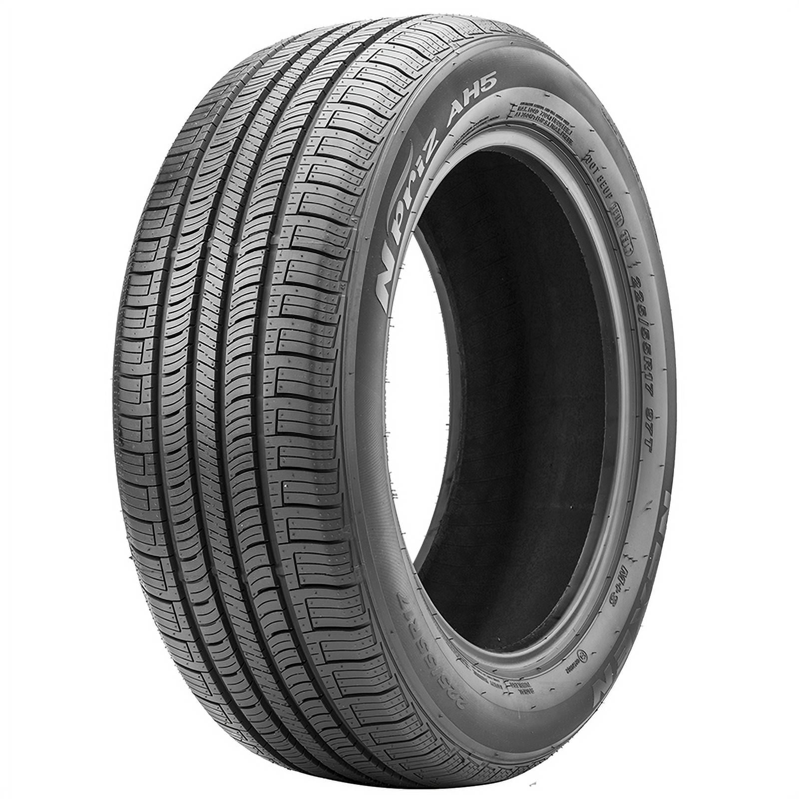 185/55R15 82H Federal Formoza AZ01 Performance Radial Tire 