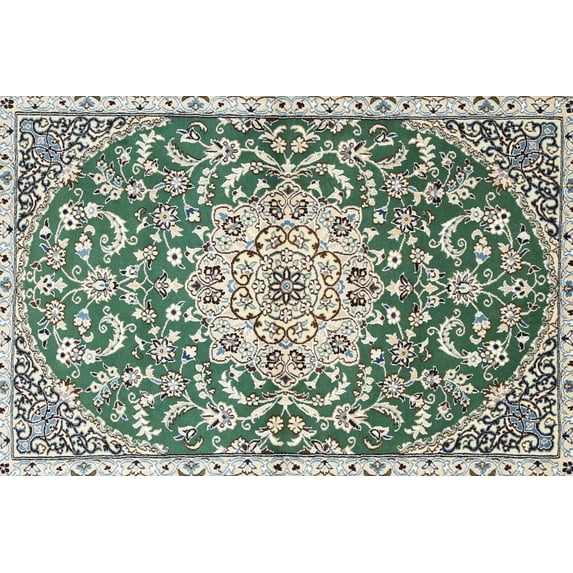 Ahgly Company Indoor Rectangle Traditional Pale Silver Gray Medallion Area Rugs, 2' x 5'