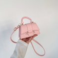 thumbnail image 1 of Bolso de mano sencillo y elegante de color sólido para principios de otoño, bolso bandolera versátil, bolso cuadrado pequeño, estilo coreano para mujer, 1 of 6