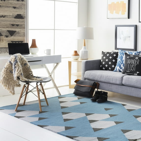 Artistic Weavers Hilda Brigitte 5' x 7'6" Rectangular Area Rug