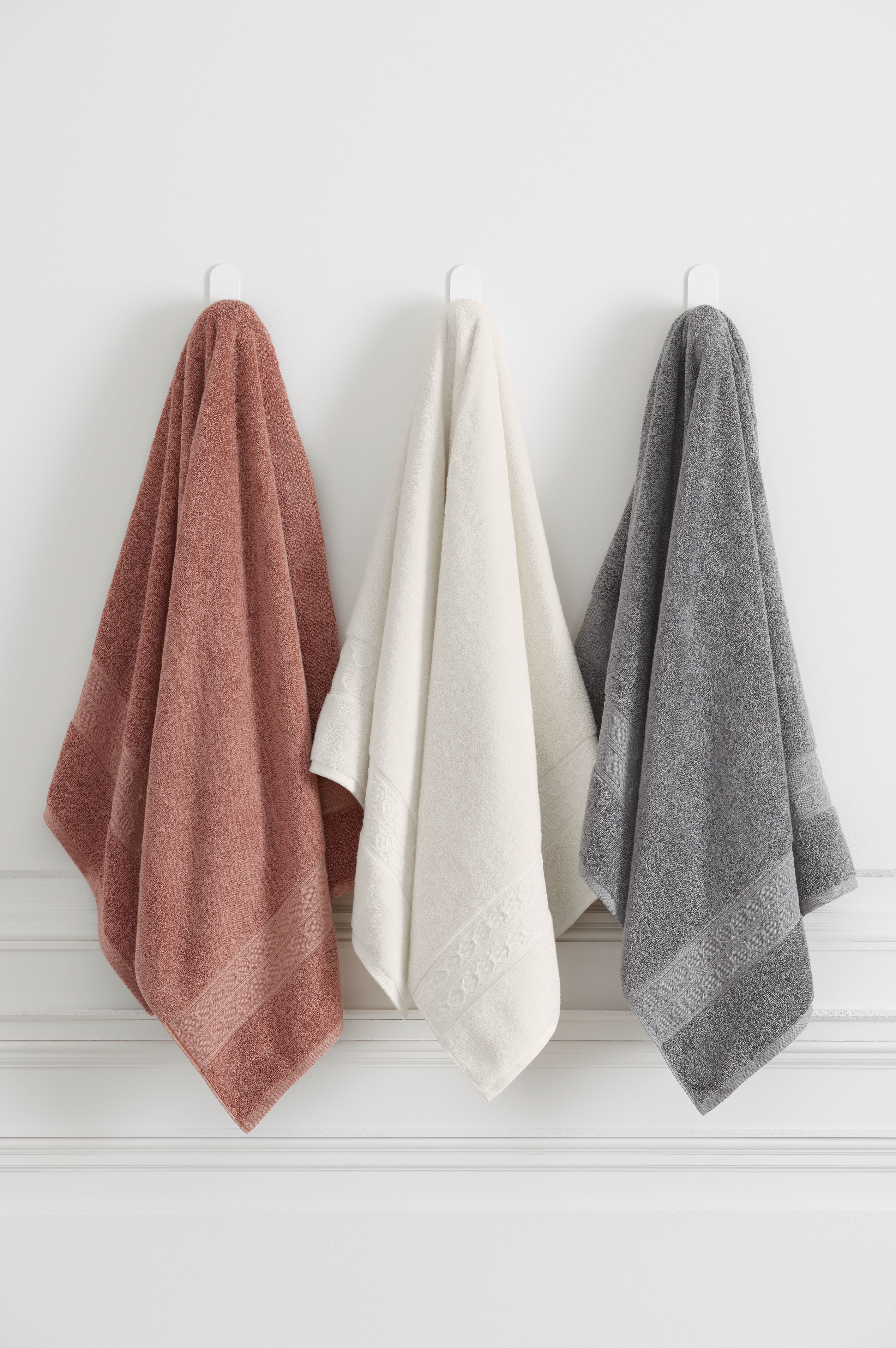 Luxe towels by loftex hotsell