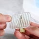 thumbnail image 3 of Ganchos acrílicos sin perforaciones (3 juegos), 3 of 5