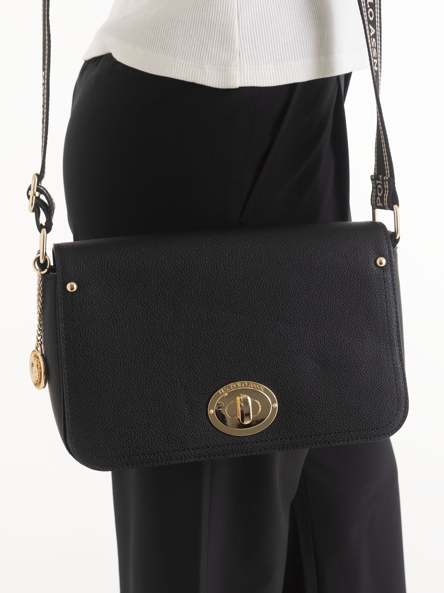 U.S. Polo Assn. Women's Flap Crossbody, Black