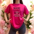 thumbnail image 3 of Playera Madre Solo Hay Una y Como La Mia Ninguna – El Regalo Perfecto para la Mejor Mamá del Mundo Color Fucsia Talla Extra Grande Marca Emil SaEs, 3 of 4
