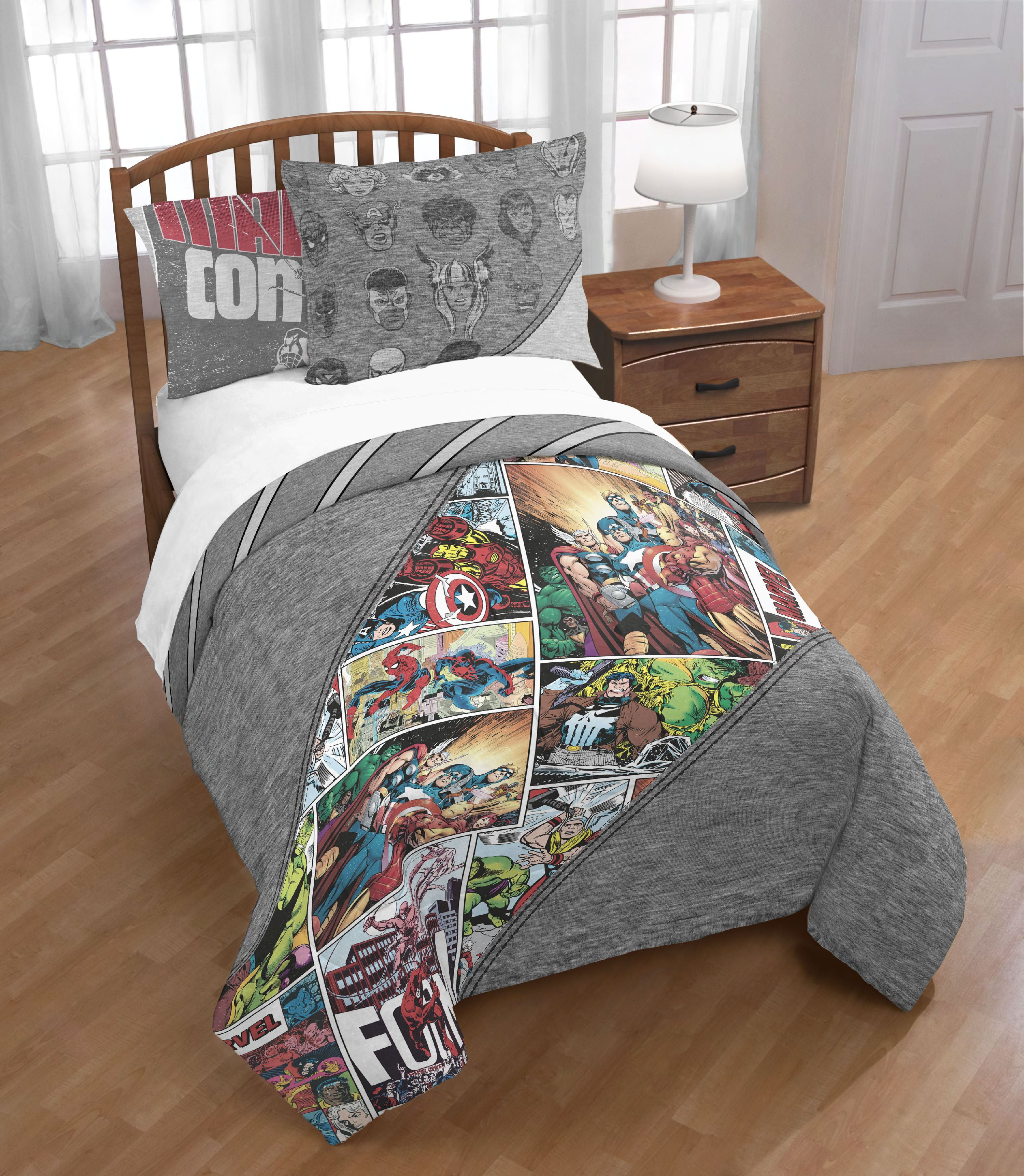Marvel Comics Marvel 80th F/Q Comforter & Sham