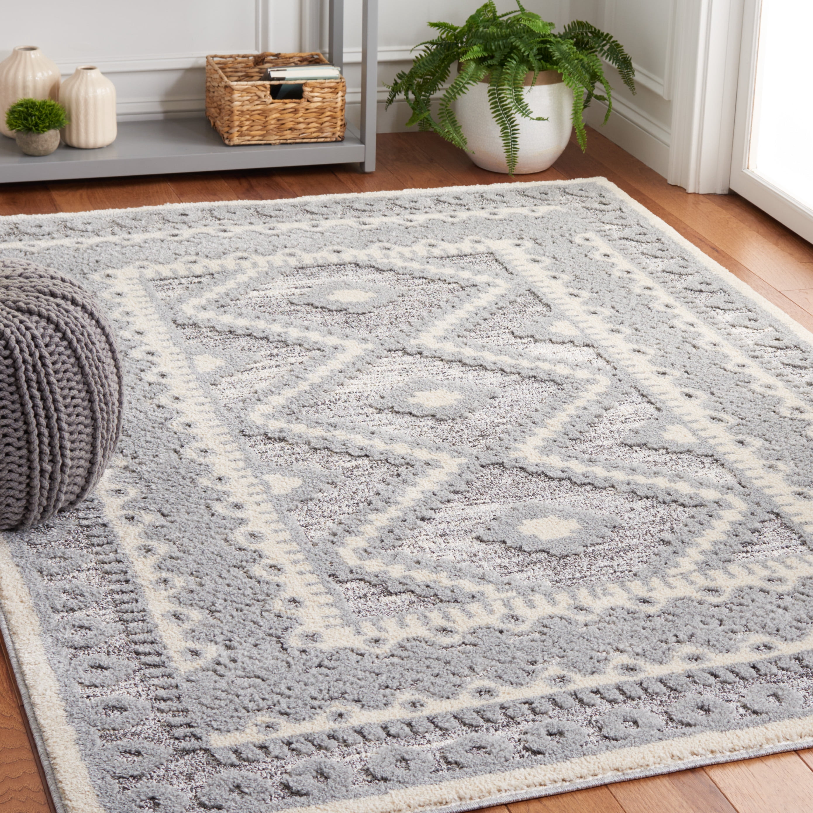 SAFAVIEH Martha Stewart Lucia Shag Area Rug, Grey/Ivory, 5'1" x 7'6"