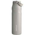 thumbnail image 1 of Botella de agua Stanley IceFlow Flip Straw 2.0 con aislamiento de 1,1 L, 1 of 7