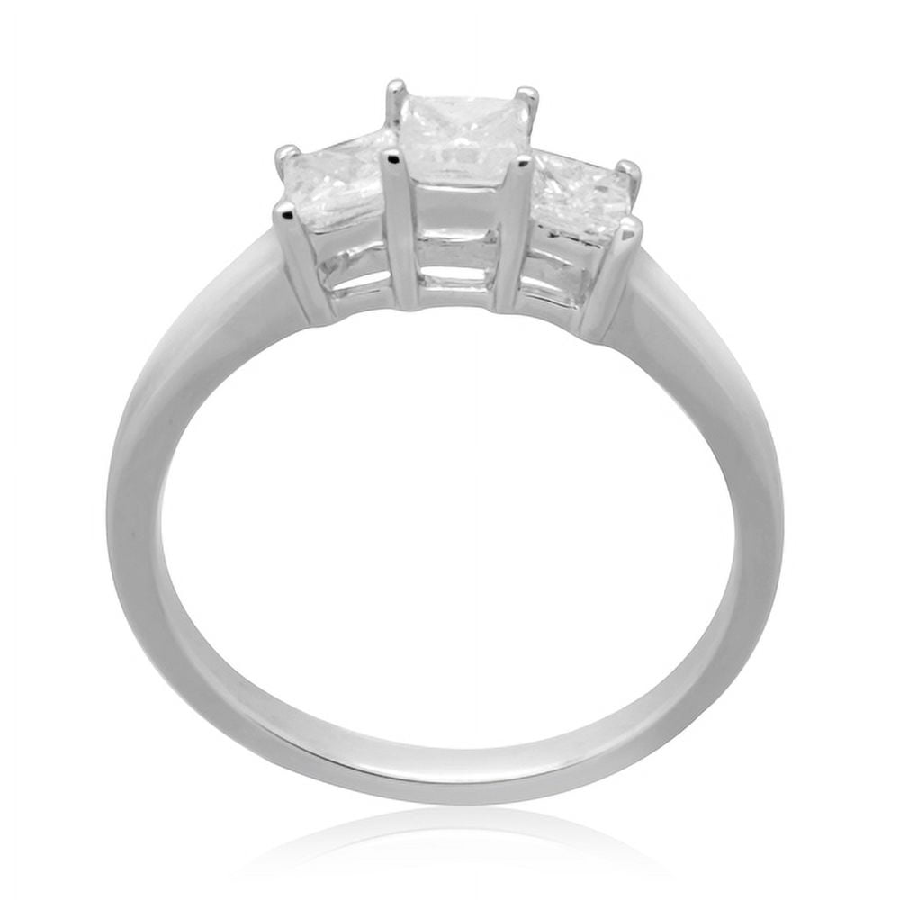 14K White Gold 0.75 CTTW Three Stone Diamond Ring