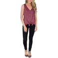 thumbnail image 2 of Camisetas sin mangas con cuello en V y botones para mujer, camisetas básicas informales de verano sin mangas, camisola con tiras en la parte delantera, Wine Red-XL oso de fresa  vestir, 2 of 4