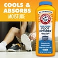 thumbnail image 3 of Polvo para pies Arm & Hammer para controlar el olor y la humedad, 200 ml (3 unidades), 3 of 9