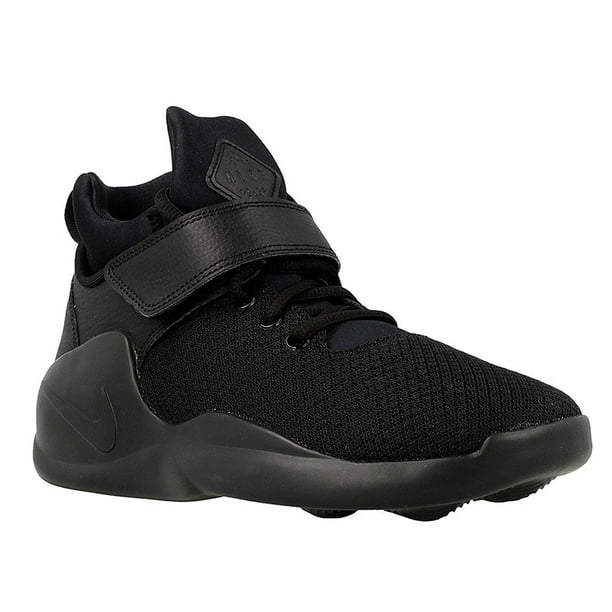 Nike Boy Lifestyle Basketball Sneaker - Walmart.com