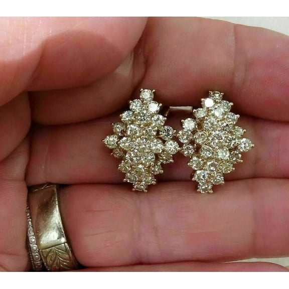 1.80Ct Round Cut Lab-Created Diamond Women's Cluster Stud Earrings 14K Yellow Gold Plated Silver