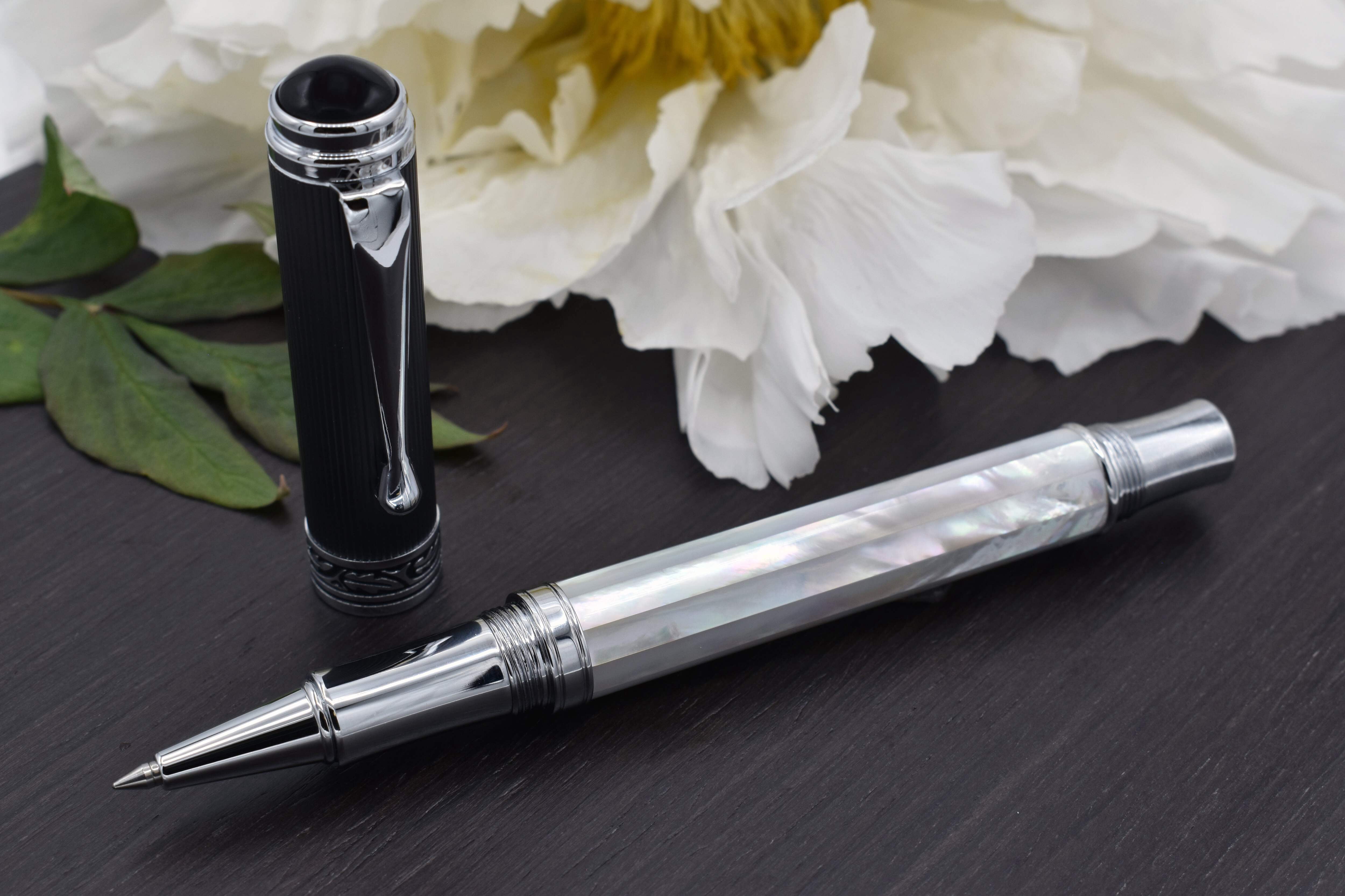 Xezo Xezo Maestro® Oceanic White Mother of Pearl Rollerball Pen - DLC (Diamond-Like Coating) PVD Cap