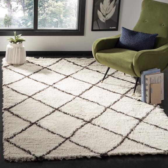 Safavieh Flokati Nikola Trellis Wool Shag Area Rug, Ivory/Brown, 4' x 6'
