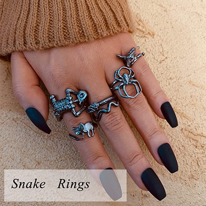 Vintage Silver Chain Punk Finger Rings for Men Women Girls Cool Gothic Hip Pop Adjustable Full Four Open Rings Statement Stackable Rings Set Skull