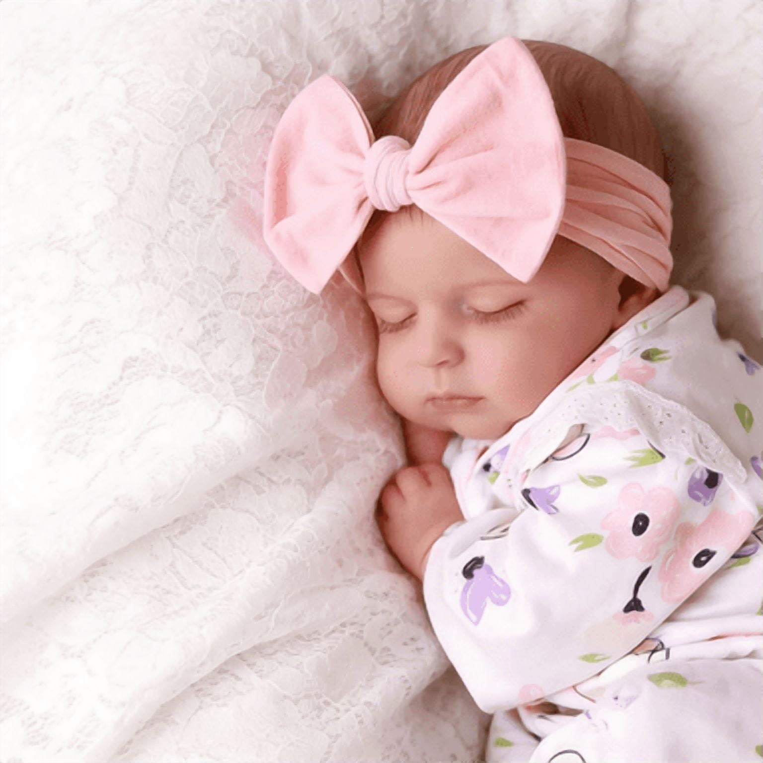 Dayoff kids 18 Inch Reborn Baby Doll Lifelike Sleeping Newborn Dolls(No Accessoires)