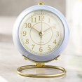 thumbnail image 1 of El nuevo reloj de escritorio de 1 pieza, relojes de mesa pequeños, reloj despertador analógico clásico de mesa para habitación de niños, reloj de escritorio con pilas para dormitorio, sala de est, 1 of 4