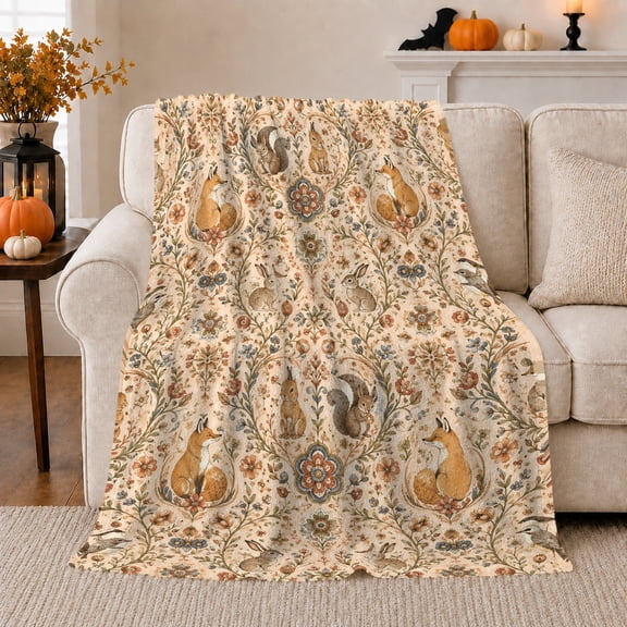 Woodland Squirrels and Floral Paisley, Nostalgic Folk Art Style for Forest Lovers, Vintage Animal Garden and Housewarming Gift, Cozy Flannel Blanket for Cabin and Guest Room, Home Decor