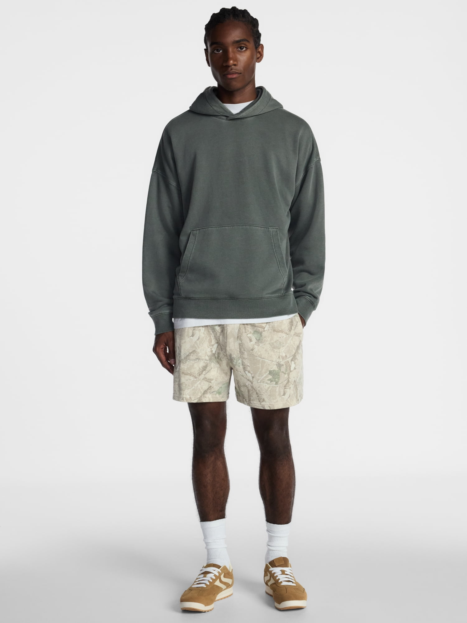 No Boundaries Boxy Fit Oversized Fleece Hoodie with Long Sleeves, Men's XS-4XLT