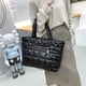 thumbnail image 4 of Bolso bandolera acolchado Likrtyny negro con cremallera, 4 of 9