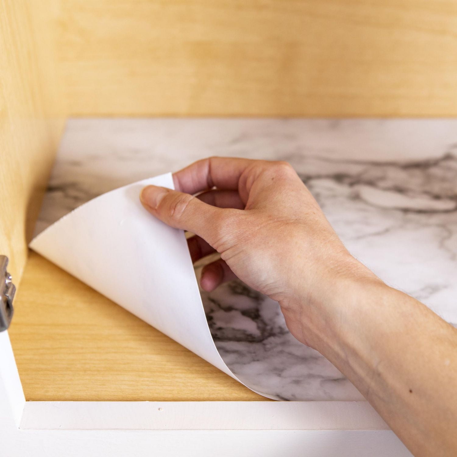 EasyLiner Contact Paper Removeable Adhesive Shelf Liner, White, 20 in. x 20 ft., 20 in. x 20 ft.