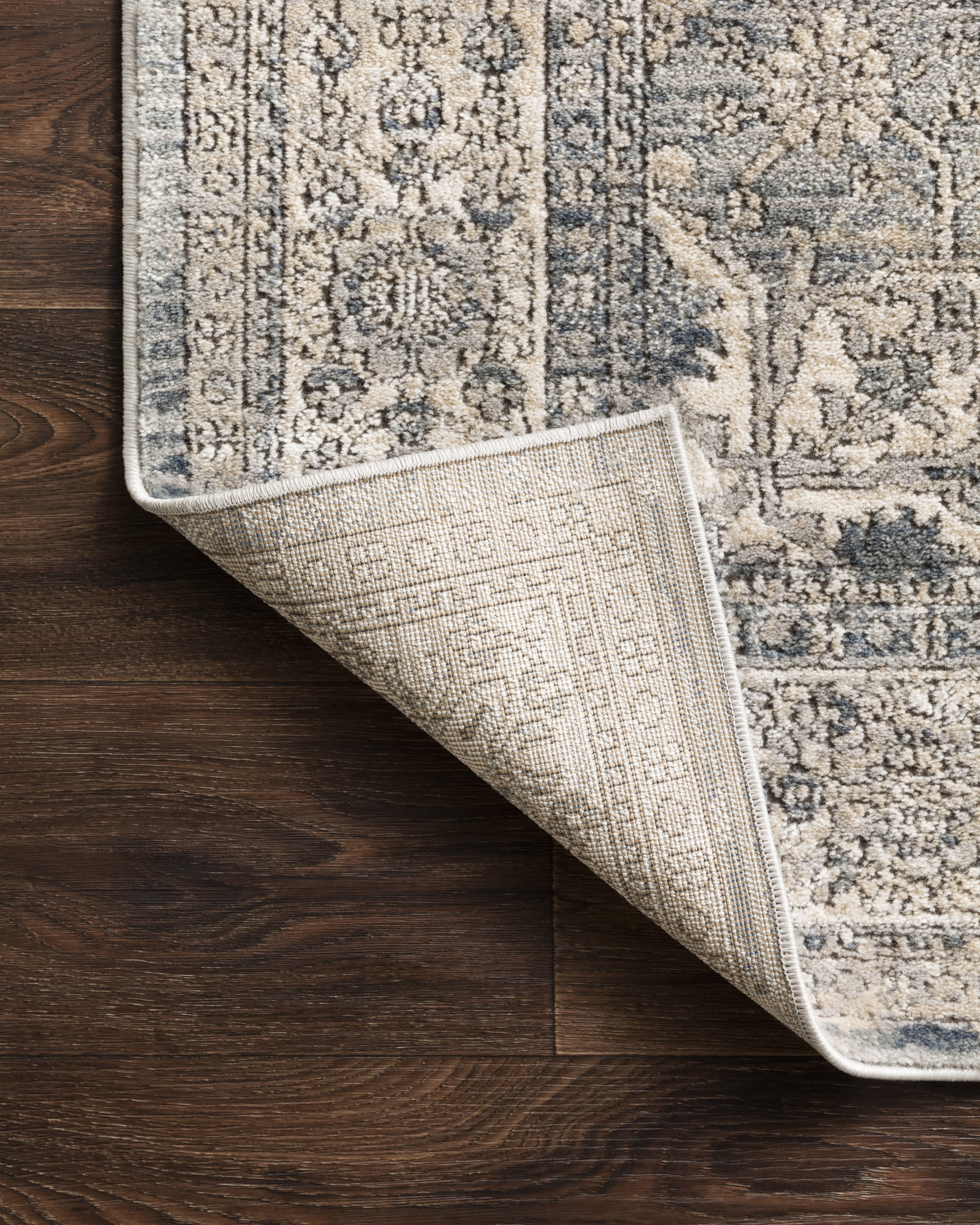 Loloi Teagan Sky / Natural 6'-7" x 9'-2" Area Rug