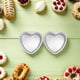 thumbnail image 3 of 2 moldes para pasteles con forma de corazón, para hornear galletas, de metal, para manualidades., 3 of 8
