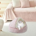 thumbnail image 1 of Lit Semi-Fermé pour Chat d'Hiver pour Usage Intérieur avec style de Remplissage pour un Repos Confortable, 1 of 4