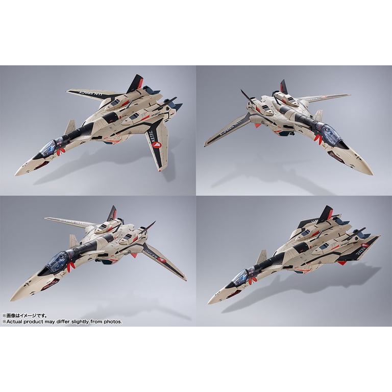 Bandai Tamashii Nations Macross Plus: YF-19 Excalibur (Isamu Alva