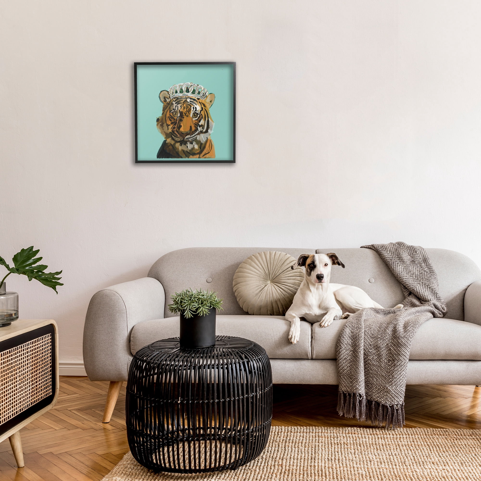 Stupell Industries Tiger Wearing Crown Animals & Insects Painting Black Framed Art Print Wall Art, 24 x 24