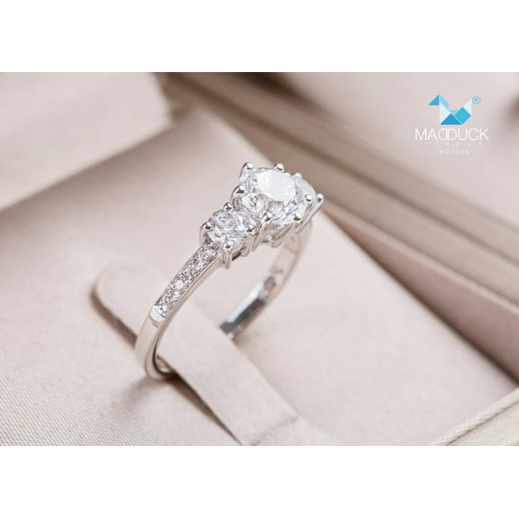 0.80 Cts Cubic Zirconia / Sterling Silver 925 Ring / Rhodium plated Nickel-Free / MadDuckJewels RG1733/ Thailand Jewelry