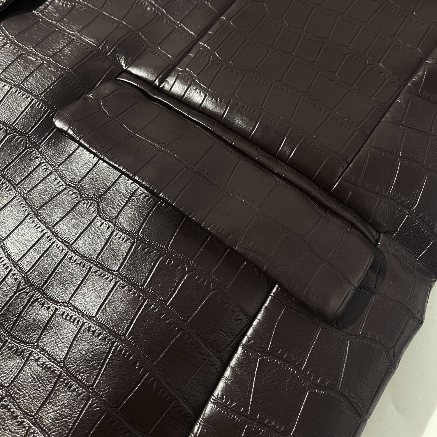 Men's Faux Leather Crocodile Pattern Jacket, Single Row Large Lapel Suit Style, Chest Pocket Decoration PU Leather Coat
