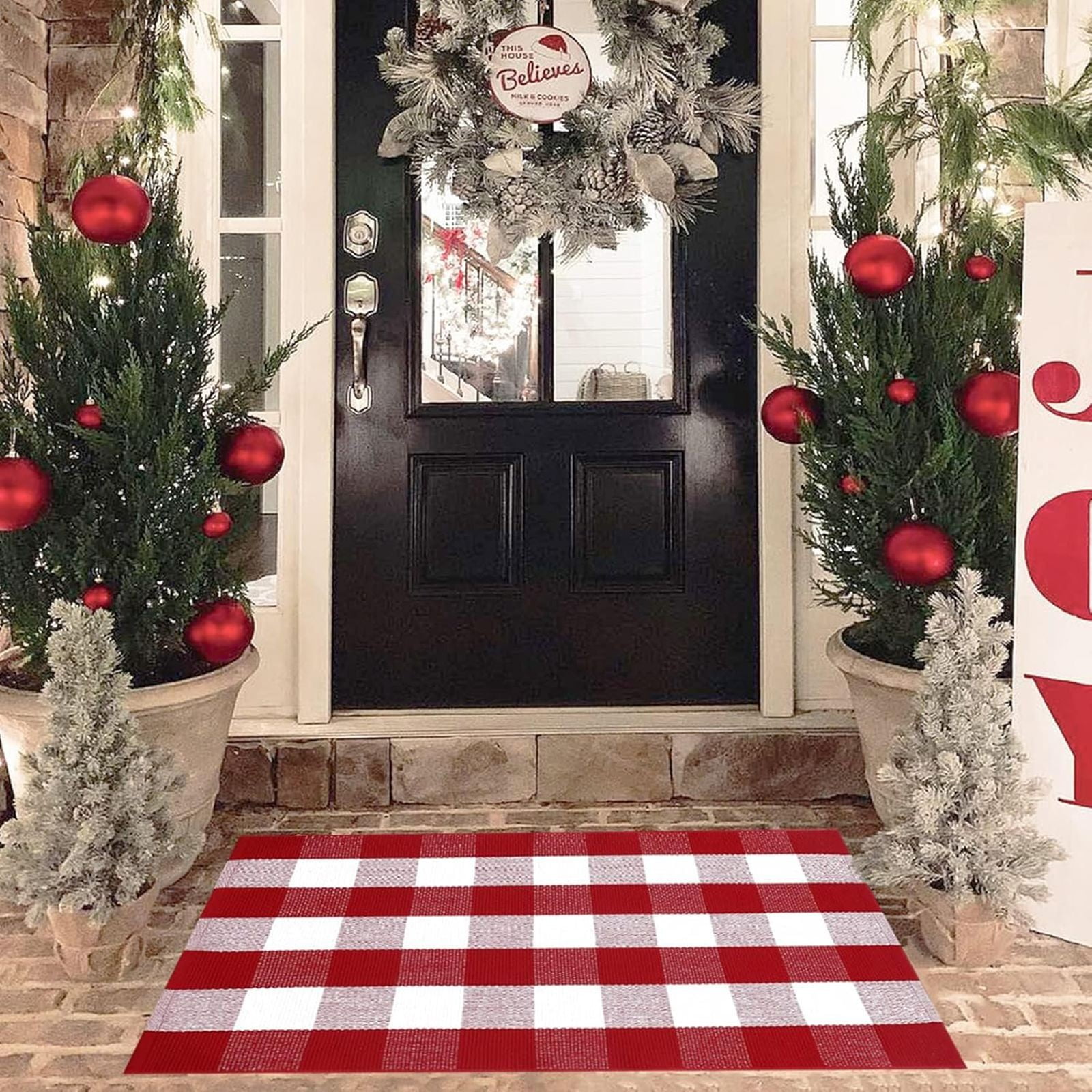 Area Rug, 28"x43" Pink and White Checkered Rug Plaid Outdoor Rugs, Soft Machine Washable Cotton Woven Welcome Mat Area Rugs for Home Decor, Bedroom, Doormat, Balcony, Porch, Patio