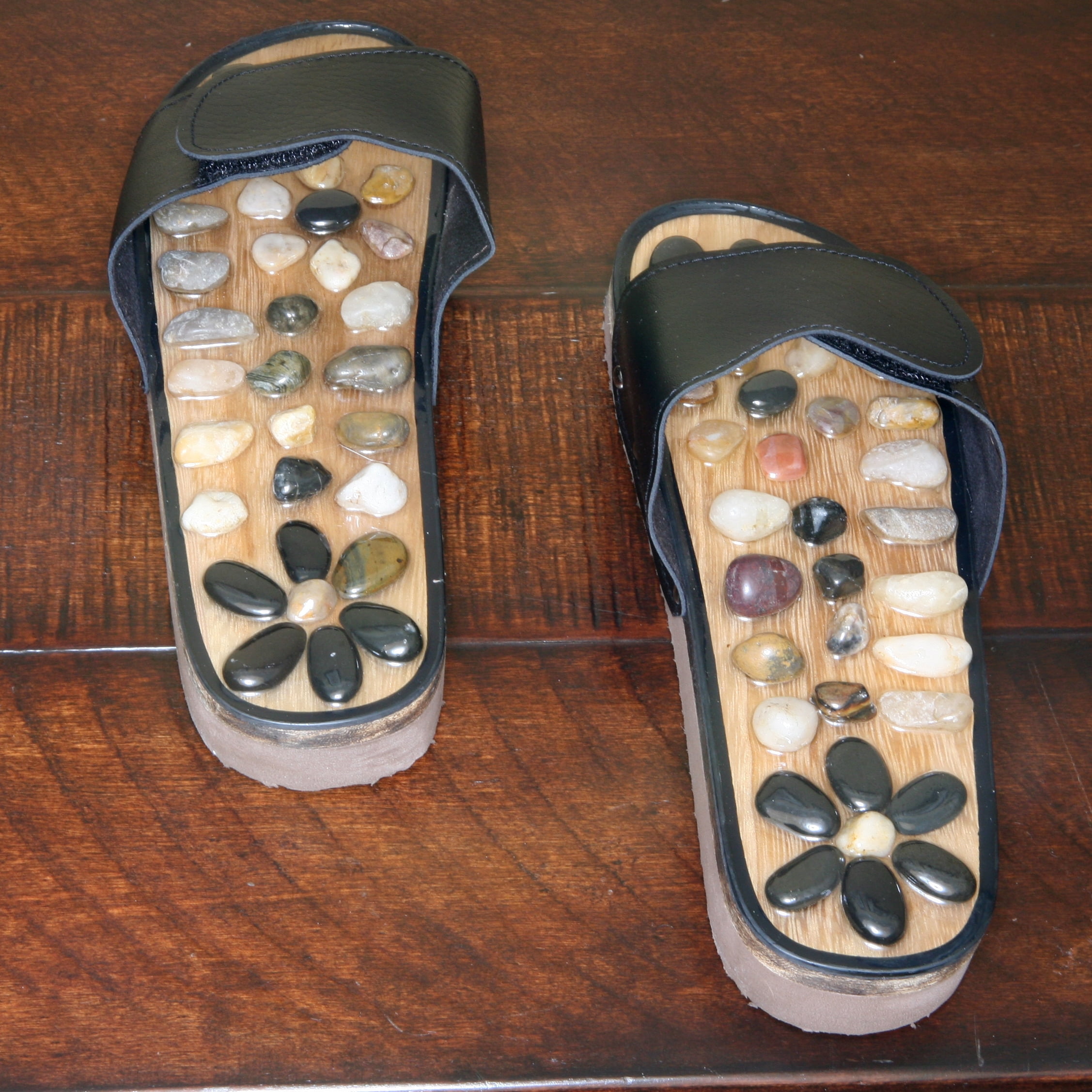 Deluxe Comfort Womens Natural Gem Stone Reflexology Sandals, Size 7 – Stunning Gem Stone And Bamboo – Memory Foam Sole – Stimulating and Detoxifying Massage – Foot Massager Sandals, Black